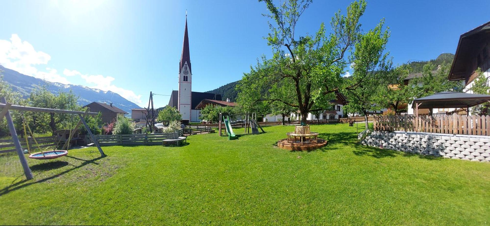 Brixnerhof Im Zillertal Hotel Schlitters Exterior photo